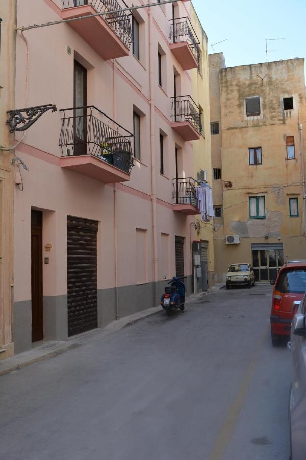 Al Civico 1 Apartments Τράπανι Εξωτερικό φωτογραφία