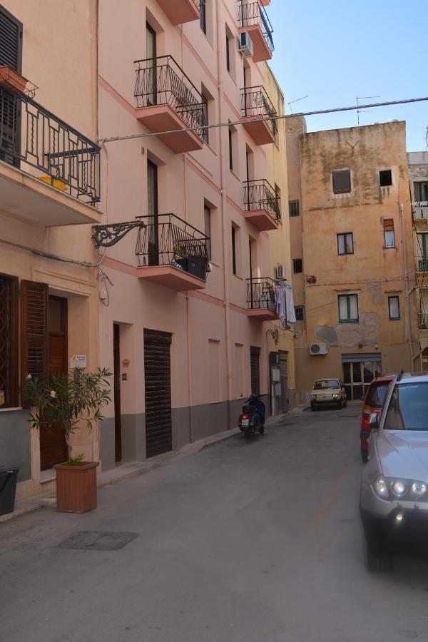 Al Civico 1 Apartments Τράπανι Εξωτερικό φωτογραφία